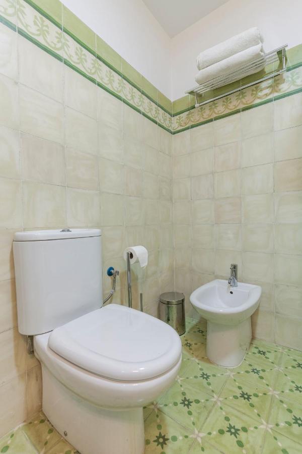 Appartamento Bordador Siviglia Esterno foto